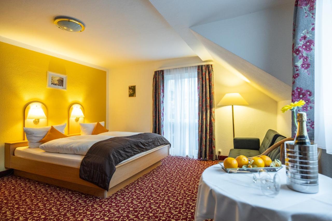 Pension & Cafe Abendroete Kurort Oybin Ngoại thất bức ảnh